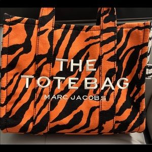 Marc Jacobs tiger tote bag